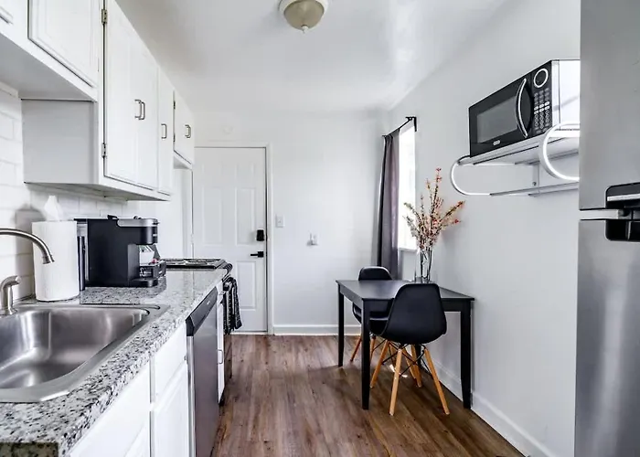 Casa Dos By Jungle House Near Convention Center Osu & Nationwide Arena Walk To High Street Downtown & Short North 5 800 Reviews Private Parking * Columbus