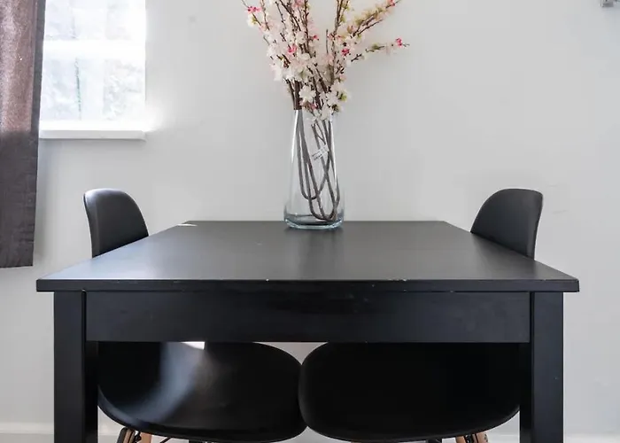 Casa Dos By Jungle House Near Convention Center Osu & Nationwide Arena Walk To High Street Downtown & Short North 5 800 Reviews Private Parking *