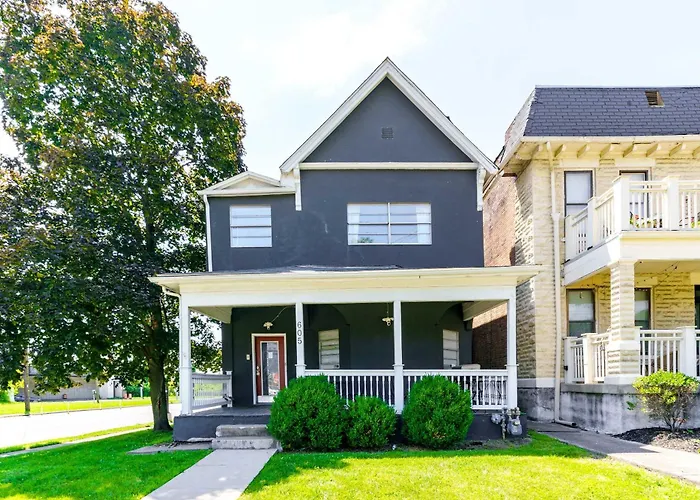 Casa Dos By Jungle House Near Convention Center Osu & Nationwide Arena Walk To High Street Downtown & Short North 5 800 Reviews Private Parking Сasa de vacaciones Columbus